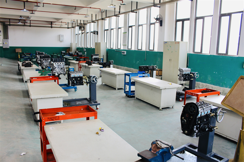 汽摩运用与维修 (2).jpg